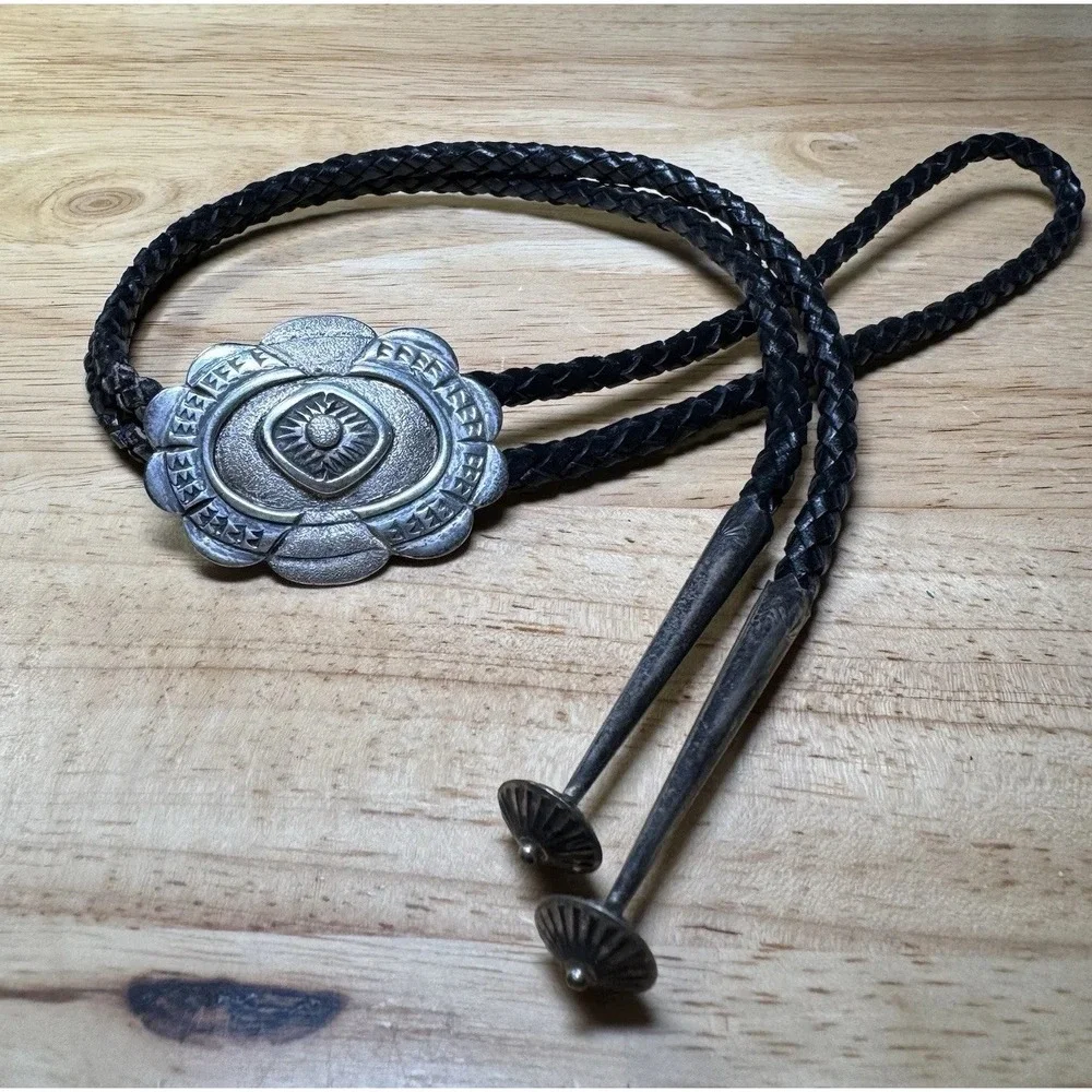 Vintage Southwestern Sun Bolo Tie JS Marked Silver‎ Concho Leather Cord Western